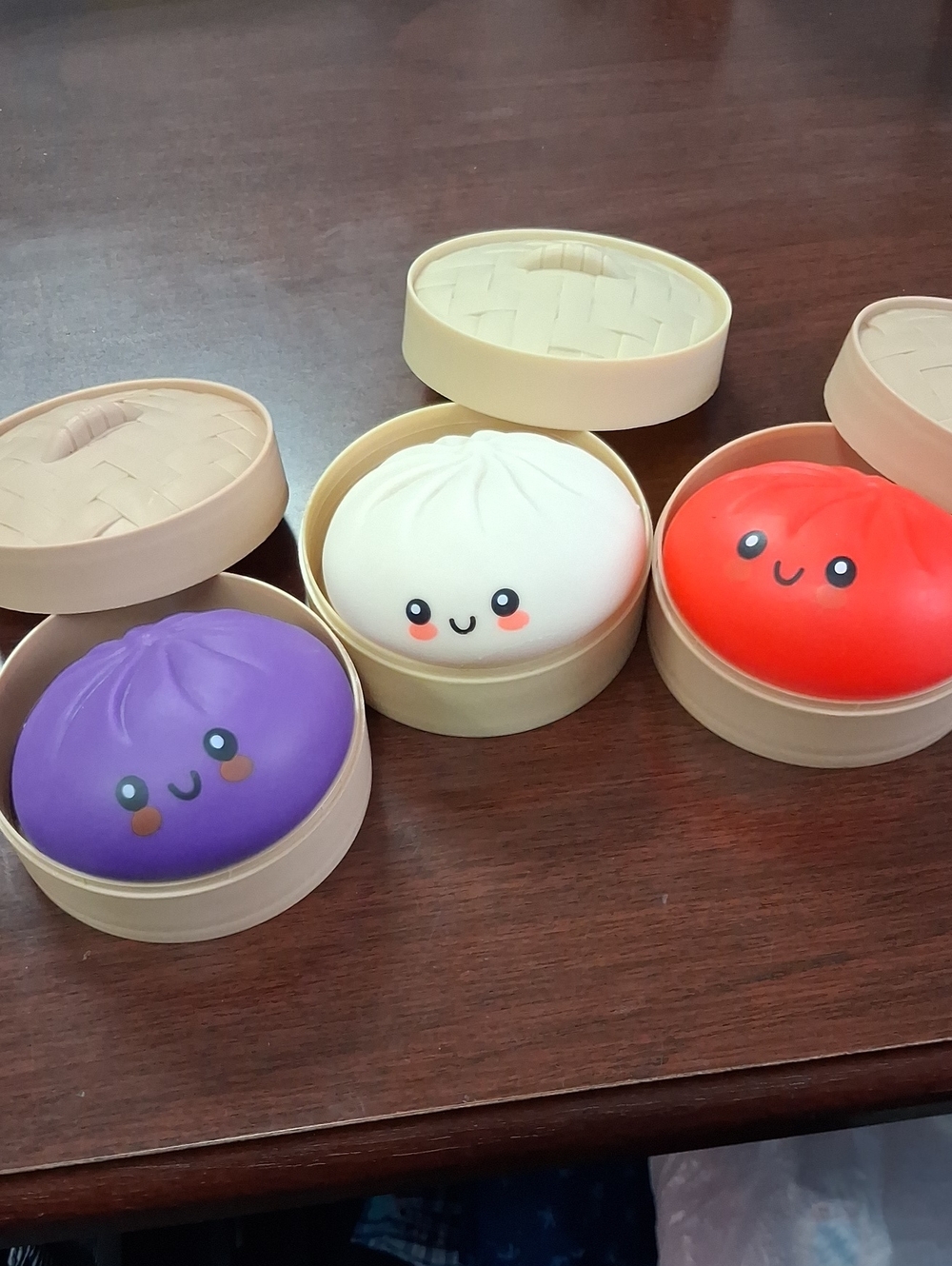 Cute Kawaii Steamed Bun Squishy Toy - Purple, White, Red
